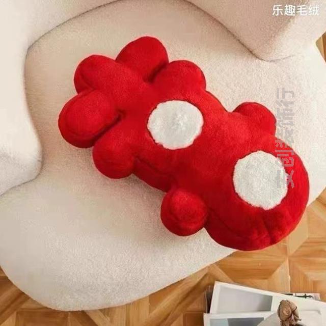 一对结婚玩偶金童玉女新款红色压床娃娃偶婚床上喜字飘窗字新婚发