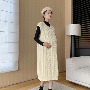 孕妇毛衣马甲裙秋冬款中长款孕妇装春装2026新款孕晚期针织连衣裙