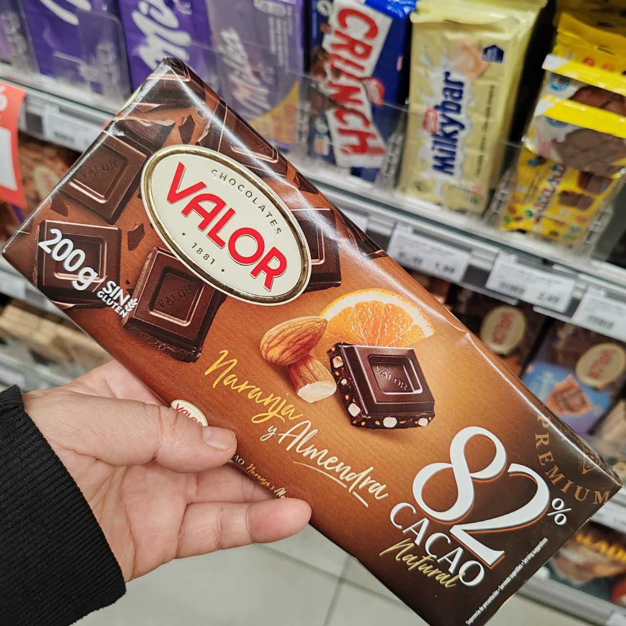 旺购上品 西班牙代购VALOR 乐薇杏仁82%天然可可橙子杏仁黑巧克力