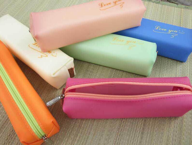 纯色简约学生文具铅笔盒创意笔袋PU皮单层文具盒可爱糖果色男女