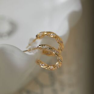 高级耳圈耳饰 莫比乌斯钻圈可当耳骨夹金色素圈无痛蚊香盘耳夹新款