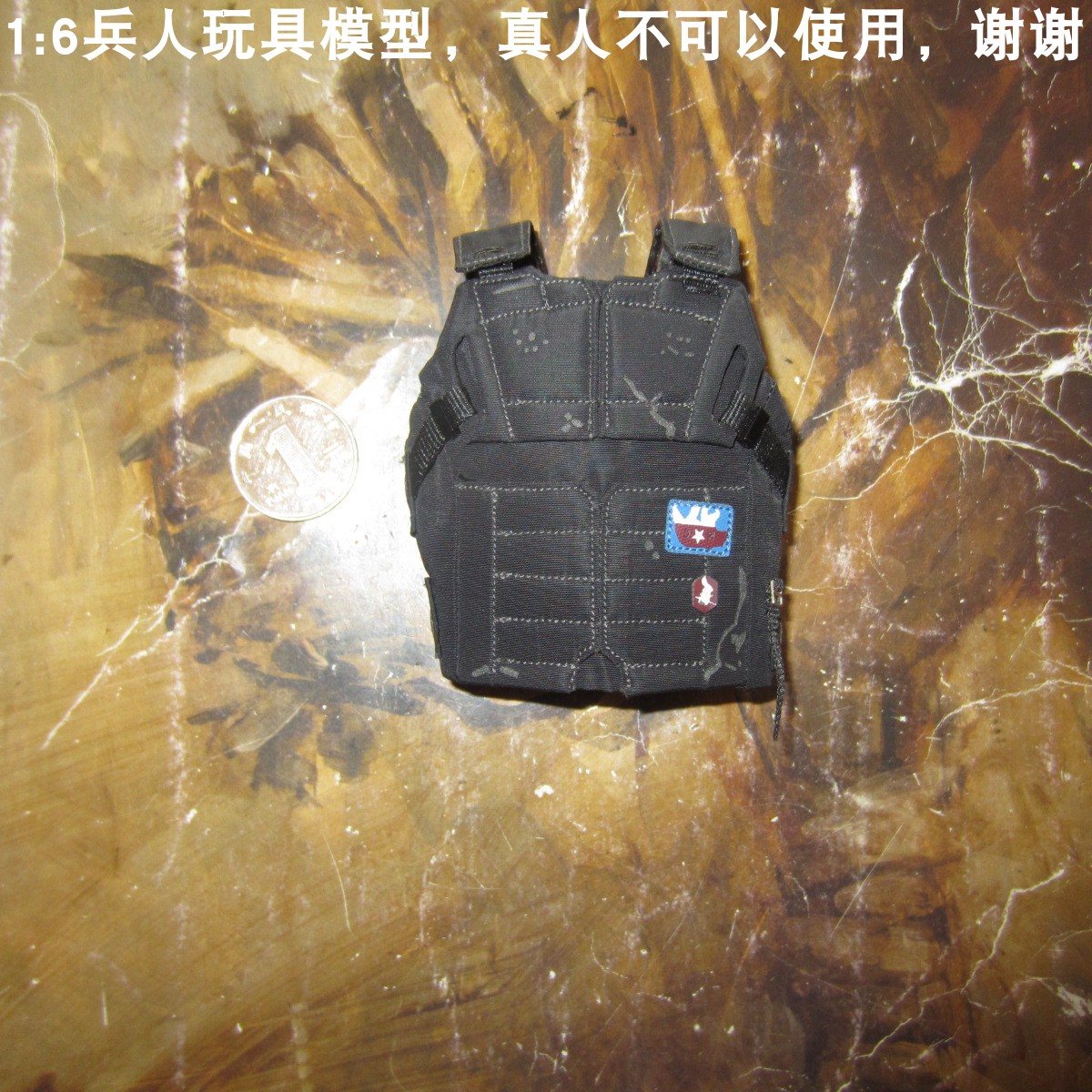 百分之三兵人 1/6 Hottoys 赛博朋克2077 基努·李维斯 背心 F