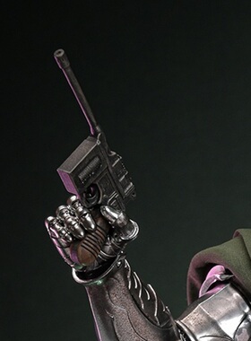百分之三兵人1/6 Hottoys Doctor Doom 毁灭博士特别版 手枪套B46