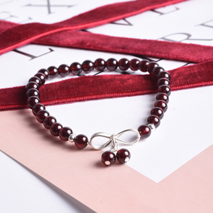 石榴石925银蝴蝶结手串女生礼物闺蜜桃花好运爱情394 缀情