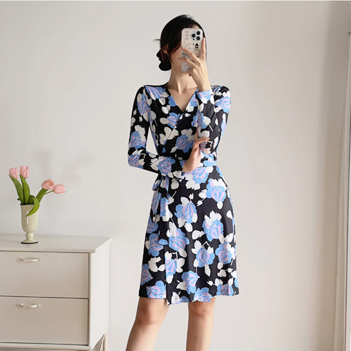 D家夏季新款迷彩印花连衣裙