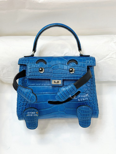 纯手缝收藏级Kellydoll美洲鳄鱼皮琉璃蓝凯莉千禧娃娃手提迷你包