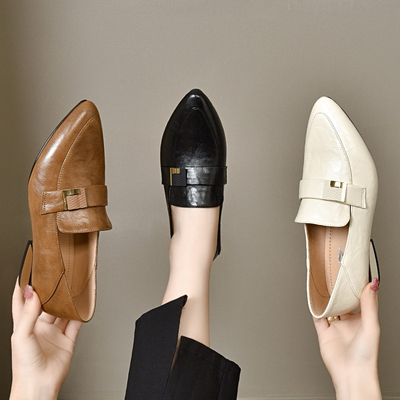 英伦风尖头粗跟小单鞋