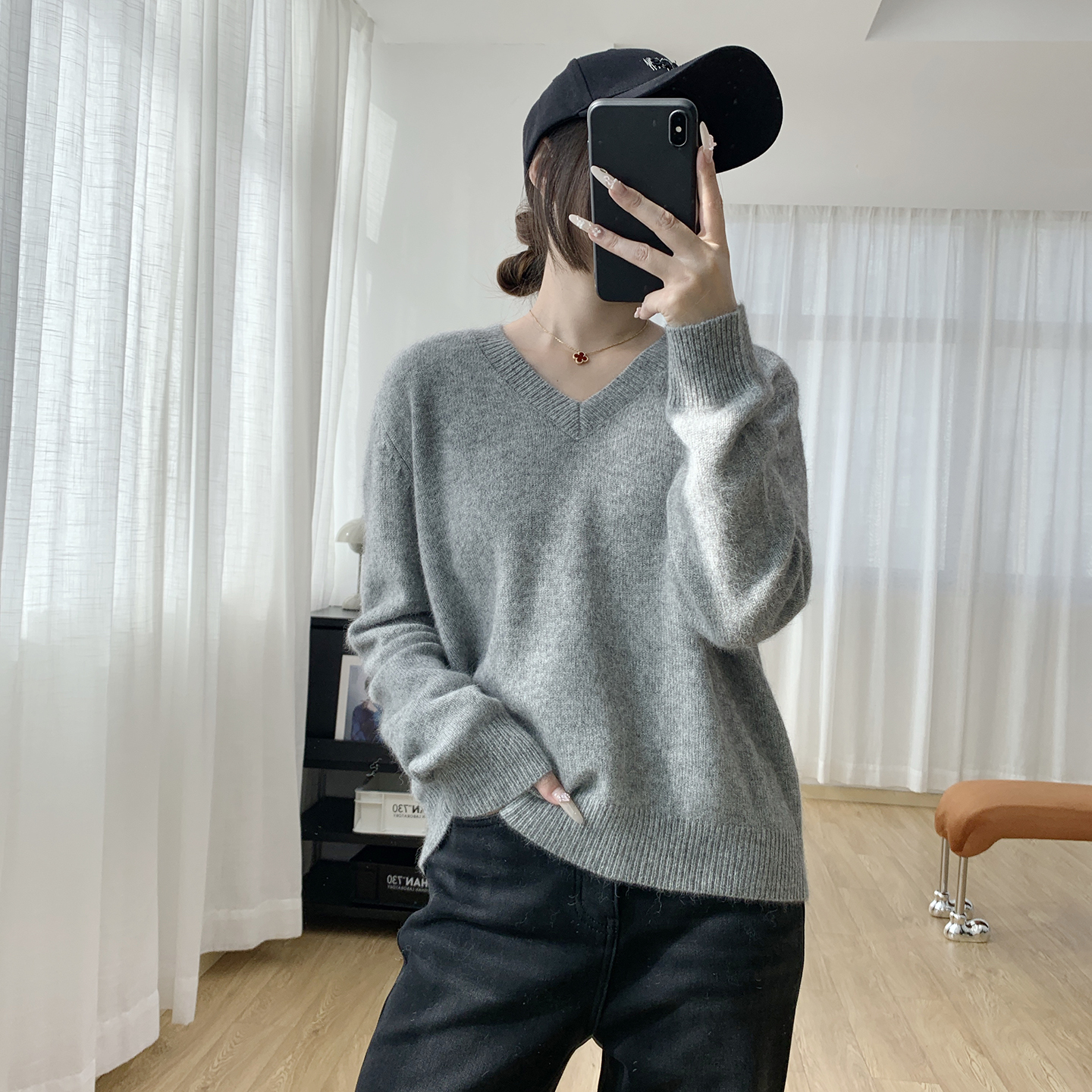 软糯V领羊毛衫内搭套头毛衣女