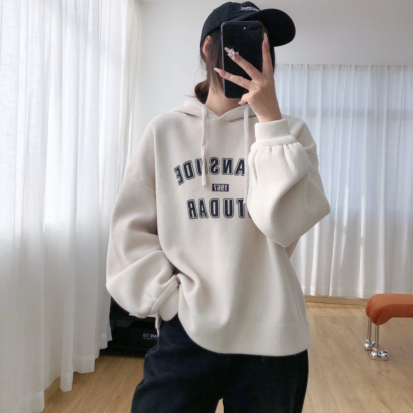 蓝粒绒字母加厚连帽卫衣女秋冬