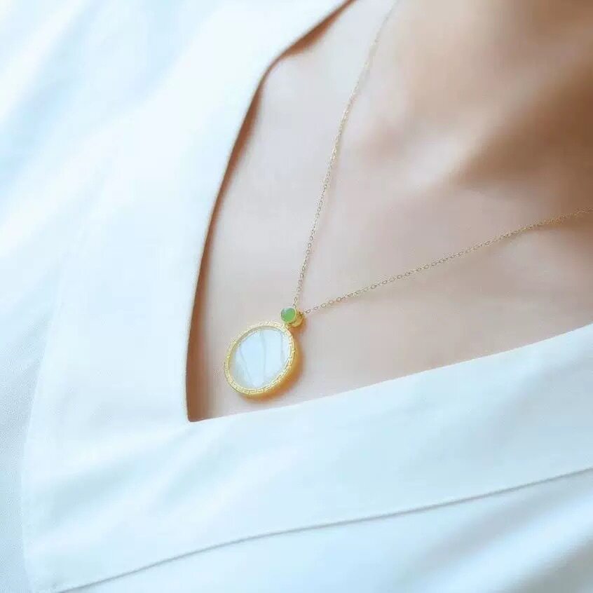 S925银天然玉髓女款圆牌锁骨链玉石简约百搭项链古风吊坠复古时尚