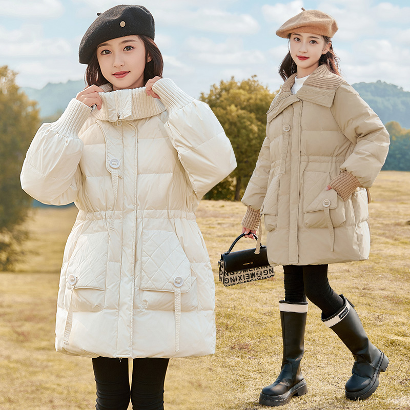 女童冬季时尚中长款羽绒服