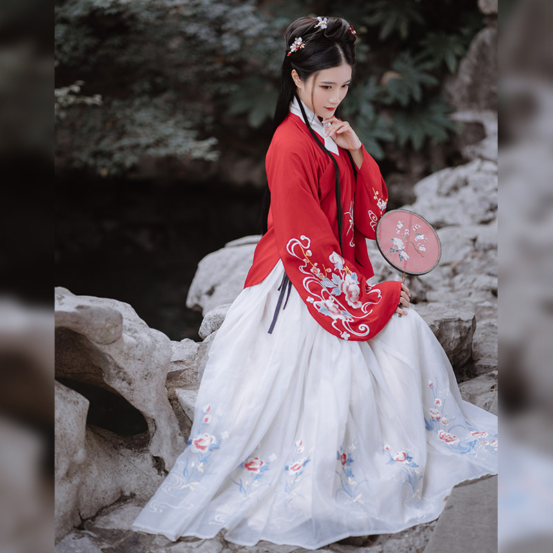 定金 枕湮阁云引原创汉服红色交领短袄琵琶袖锈花马面裙春款袄裙