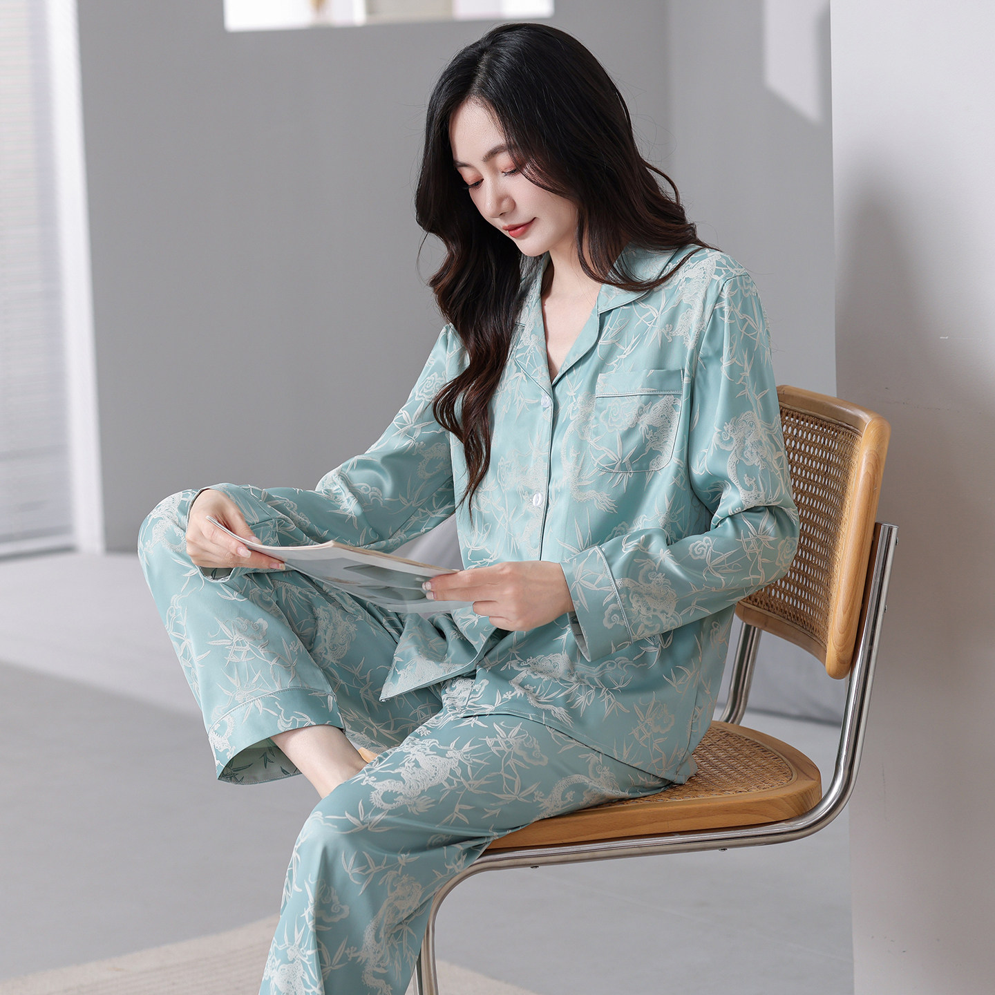 春秋长袖女士冰丝睡衣套装家居服