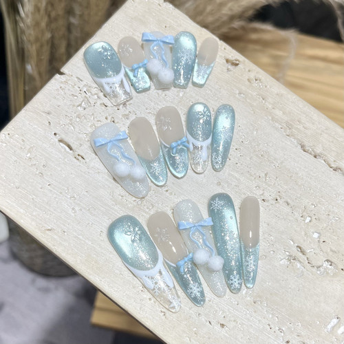 【冬季情书】冰蓝纯手工穿戴甲质感猫眼雪花秋冬氛围感美甲可拆卸