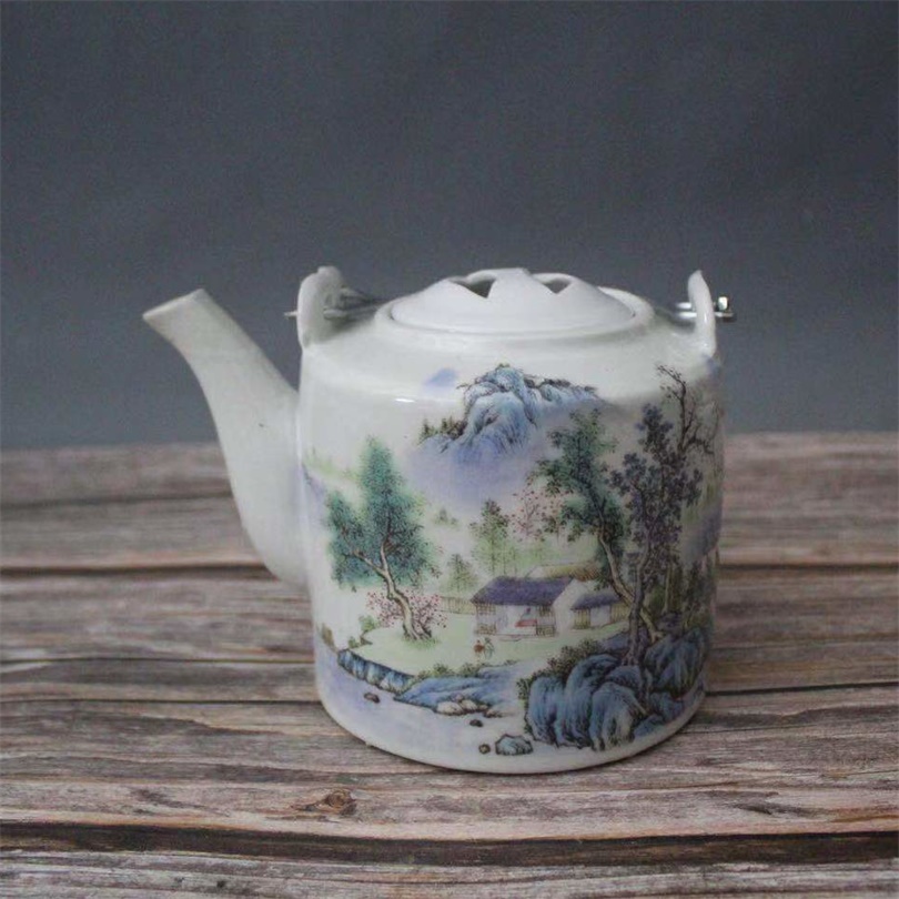 热卖清光绪粉彩山水景德镇茶壶