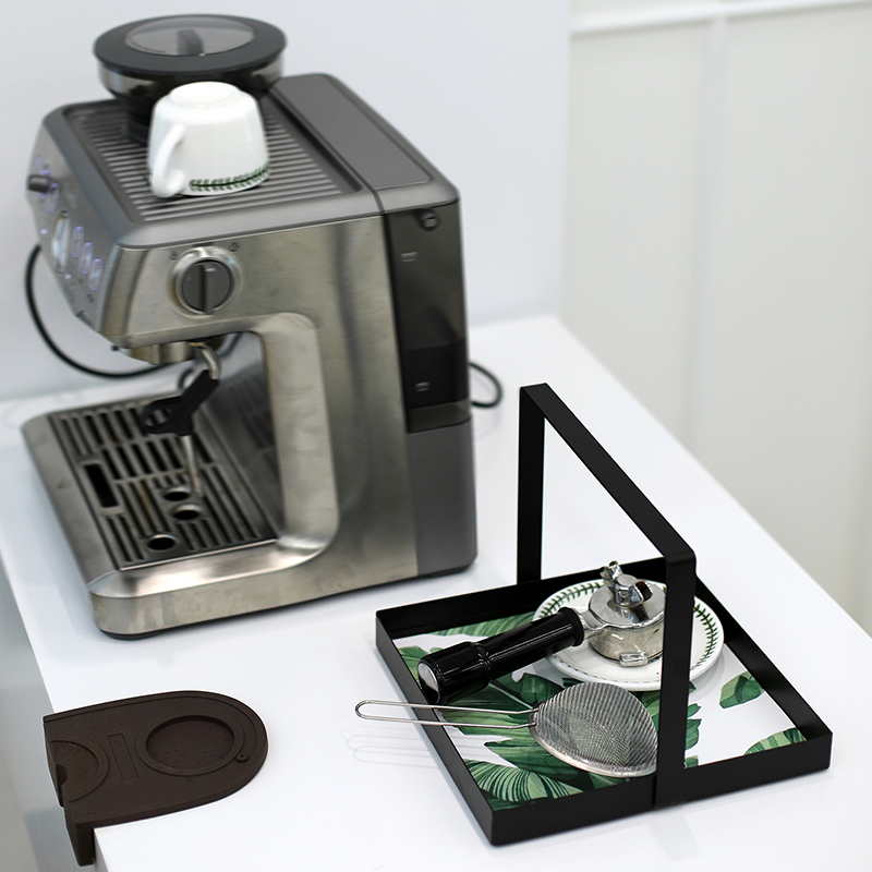 黑色铁艺ins风台面化妆品收纳架