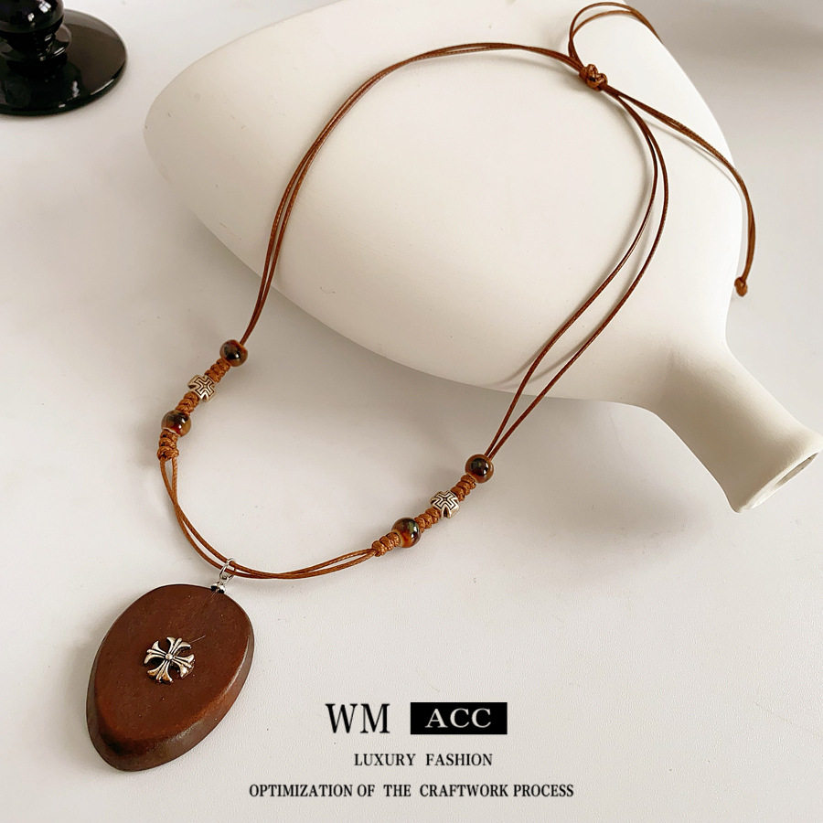 陶瓷椭圆木头十字架吊坠项链复古民族风毛衣链设计感小众饰品