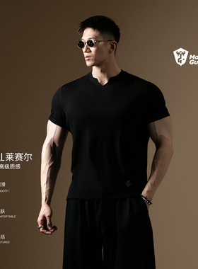 Monster Guardians N系列莱赛尔羊毛坑条老钱风修身V领休闲短袖男