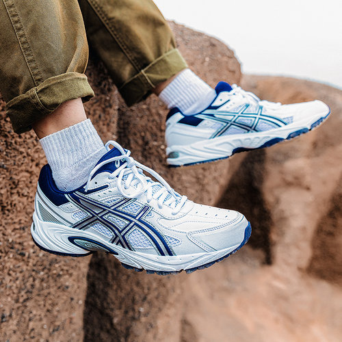 Asics/亚瑟士回弹慢跑鞋
