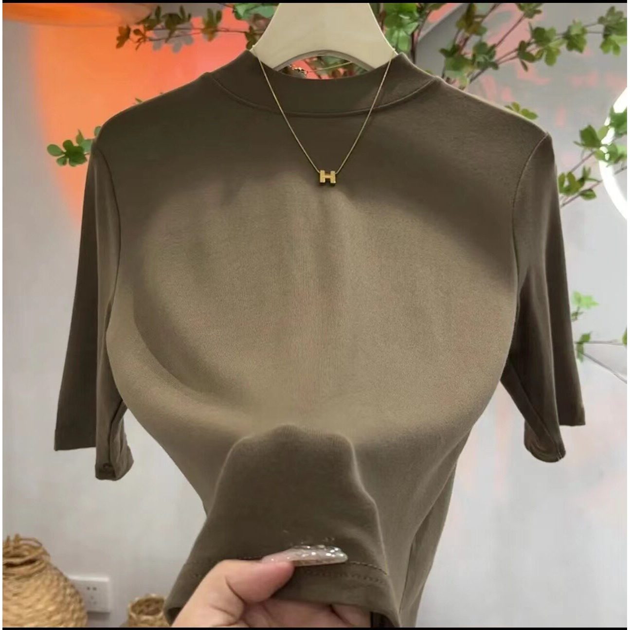 品牌折扣正品女装断码清仓特价不能退换黑色半高领中袖打底衫女春