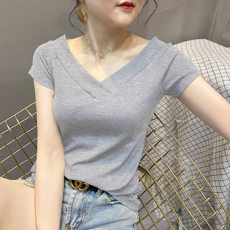 品牌折扣正品女装断码清仓特价不能退换黑色V领短袖T恤女夏装修身