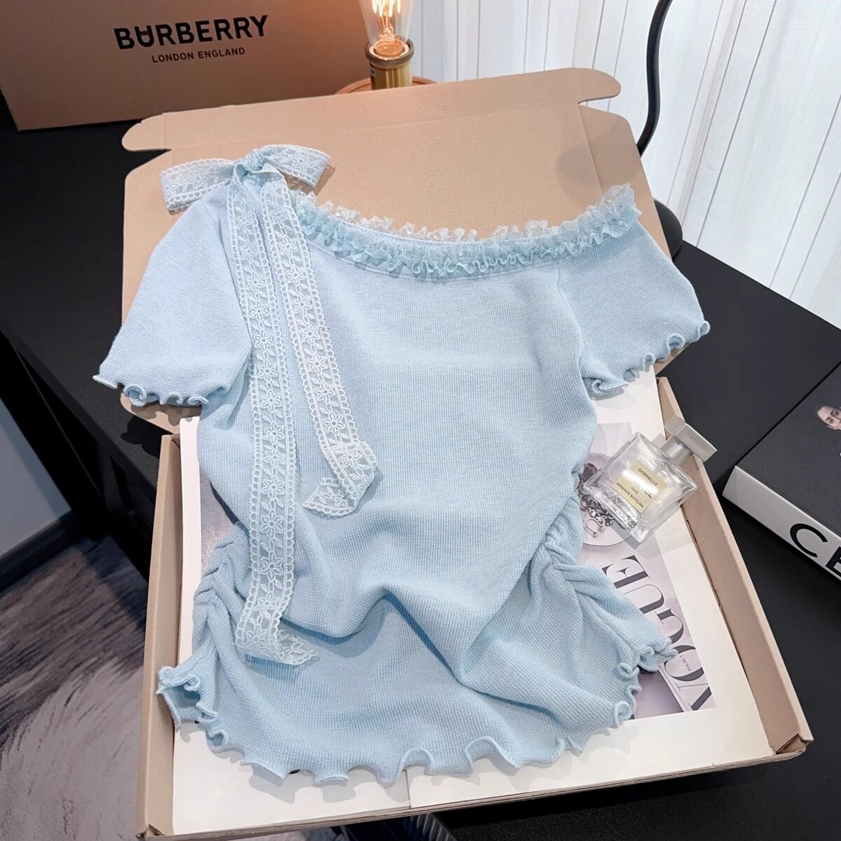 品牌折扣正品女装断码清仓特价不能退换一字领蕾丝蝴蝶结短袖T恤