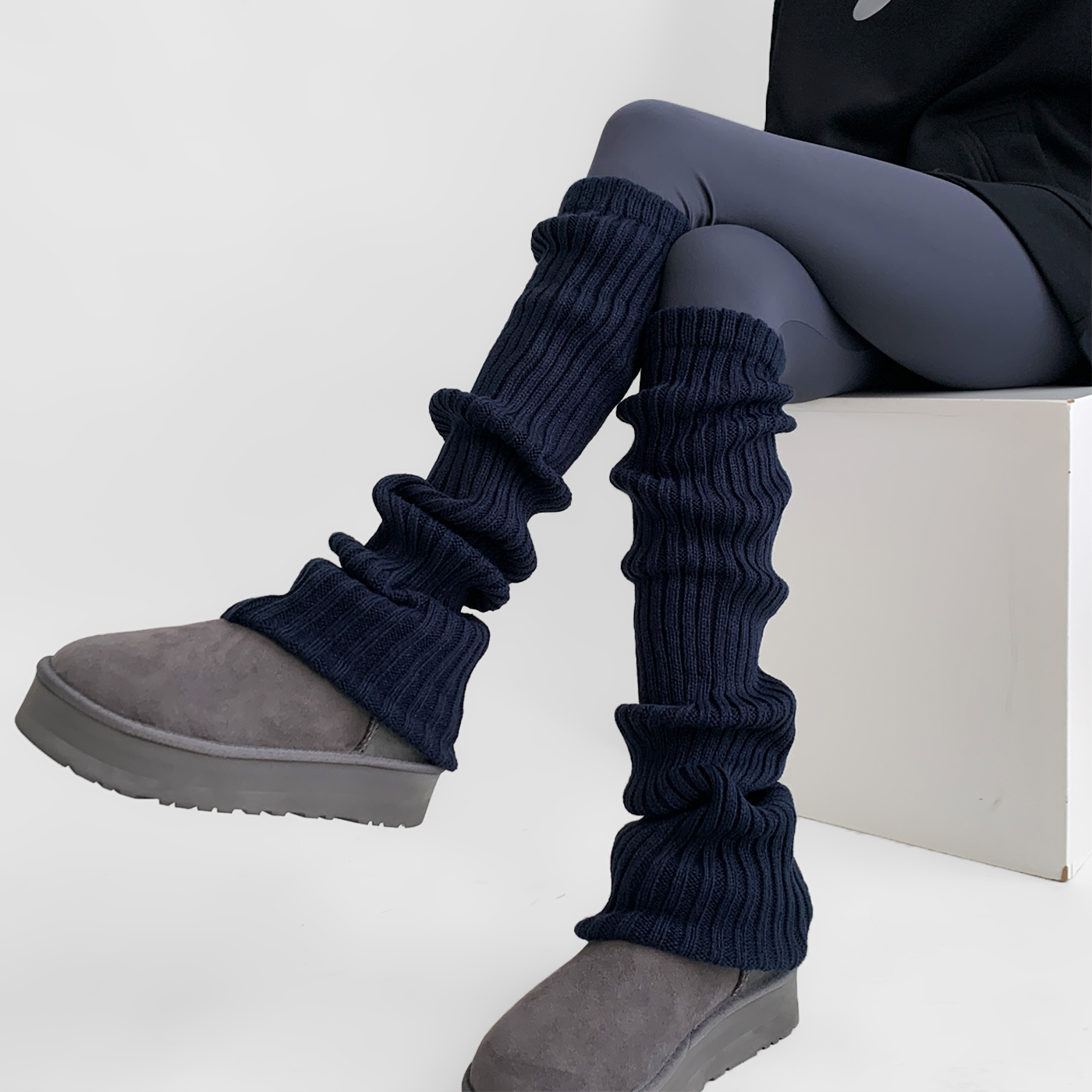 夜间教习室袜套春秋藏蓝色针织堆堆袜女冬季中筒袜配雪地靴小腿套