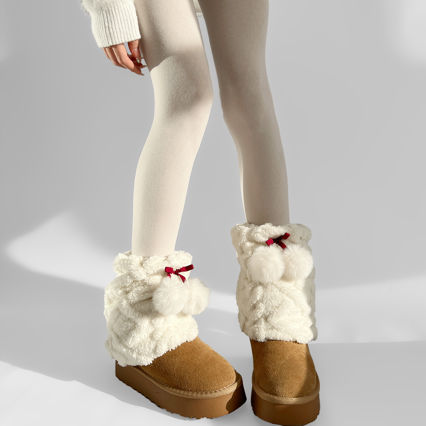 夜间教习室毛绒袜套秋冬保暖外穿配雪地靴白色中筒堆堆袜短筒腿套