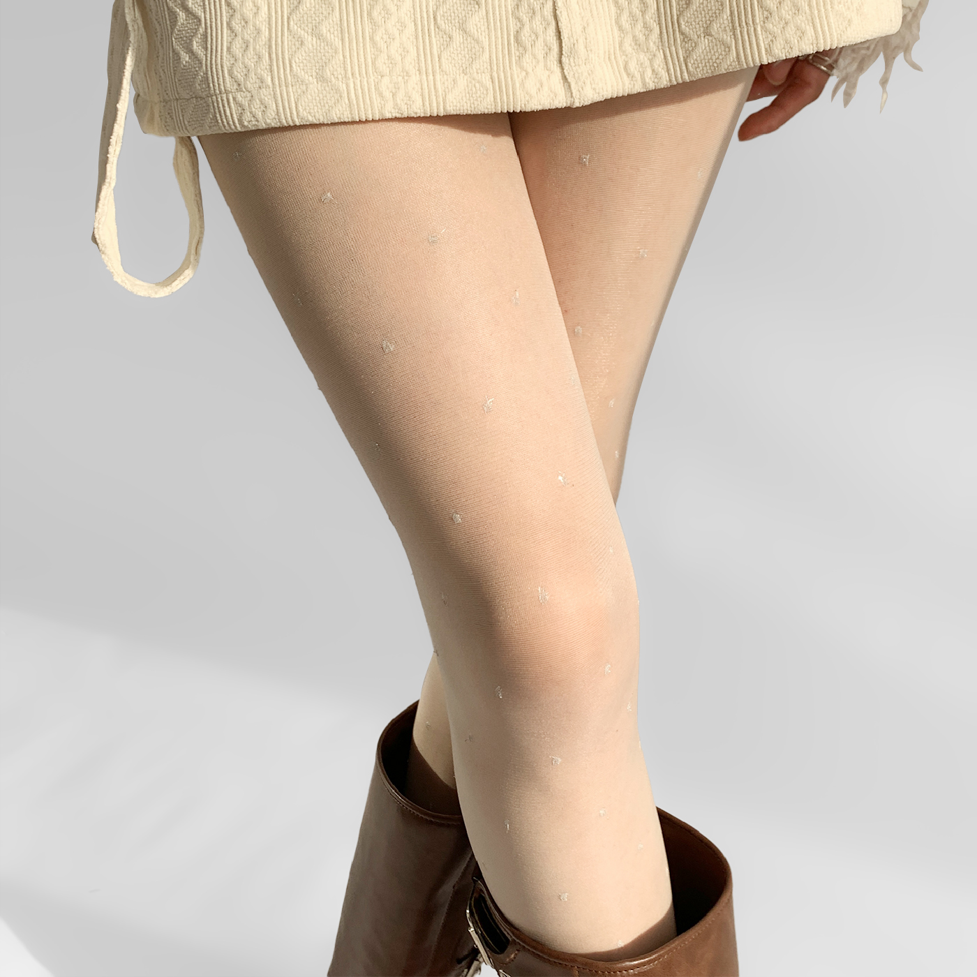 夜间教习室白色丝袜纯欲超薄0d连裤袜子不掉档隐私波点白丝打底裤