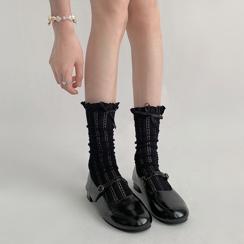 夜间教习室洛丽塔袜子堆堆中筒袜