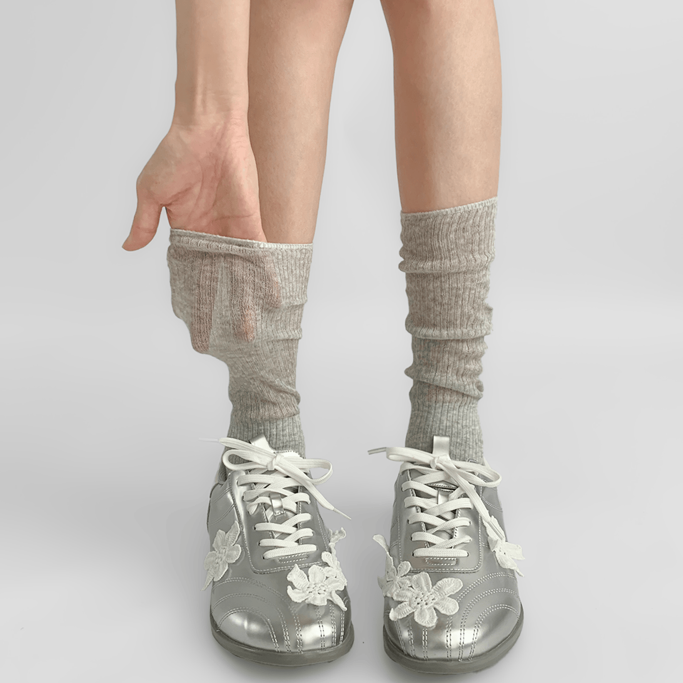 夜间教习室夏季纯色薄款中筒袜女