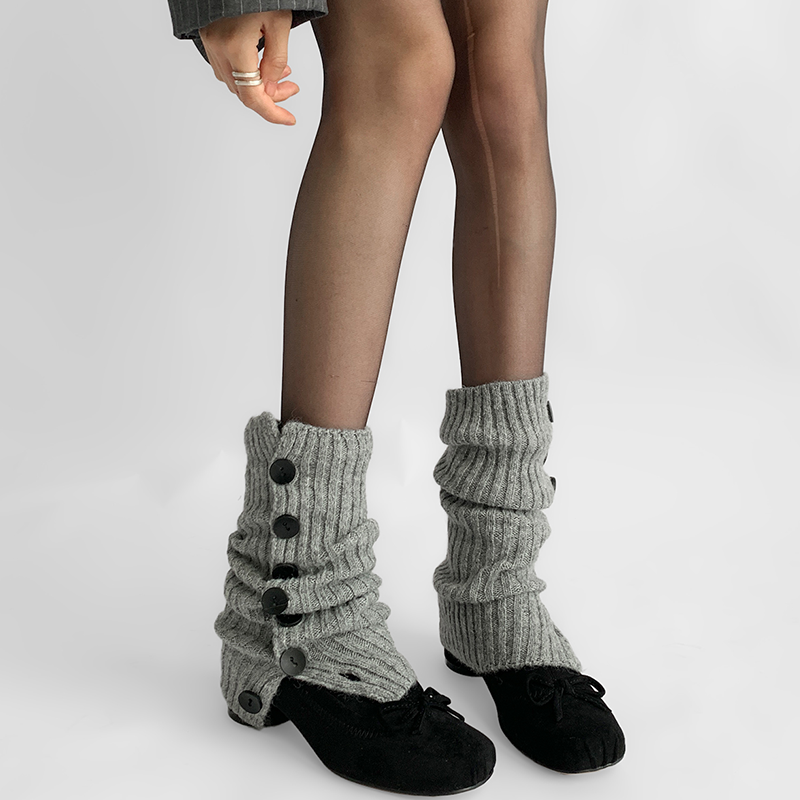 夜间教习室灰色袜套堆堆袜开叉高级感阔腿中筒纽扣坑条保暖腿套女