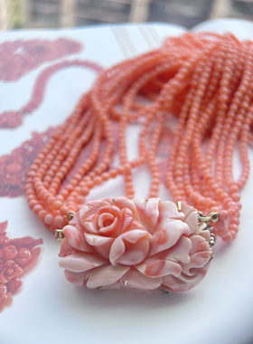 伦敦买回天然海鲜多层珠链，牡丹花扣头都可以单独做个手牌了！