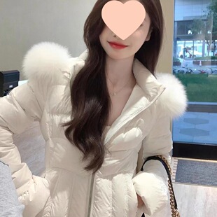 JustQinlulu腰秋冬新款2025韩版大毛领收腰羽绒棉服女外套白色