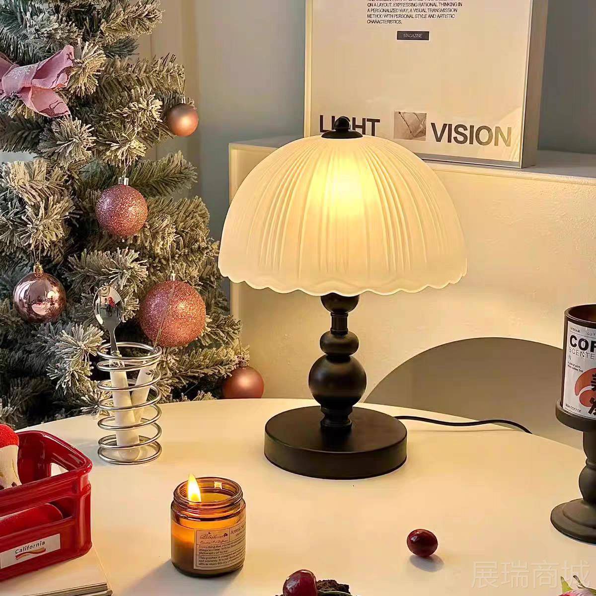 高档中古侘寂风台灯小式复卧室书房床头灯古温馨罗马柱美法式黑色