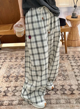 怒推～NH 秀场同款米黑格弯刀香蕉格纹裤 轻薄透气