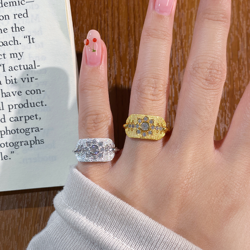 高版星灿盾牌拉丝尾戒