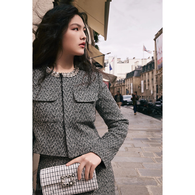 LUXUNXI 鹿寻溪新款女装短外套