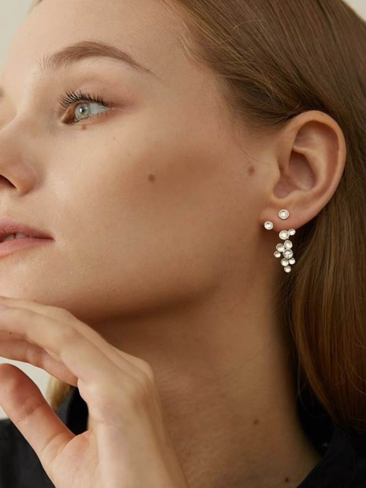 WANSU FANXING S  별이 빛나는 하늘 귀걸이 유행 귀걸이 라이트 럭셔리 틈새 디자인 여성 모델