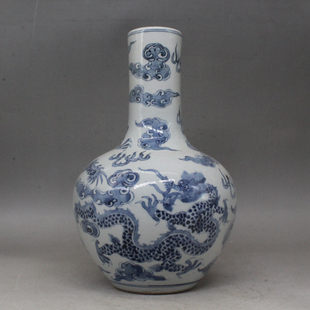 手绘中式复古青花龙纹天球瓶桌面陶瓷摆件台面装饰花瓶家居摆件