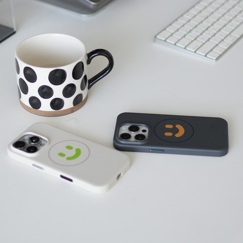 阿慕良品MESAP原创PCTPU笑脸个性化定制设计小清新全包Beats防摔苹果手机壳磁吸模组MegSafe