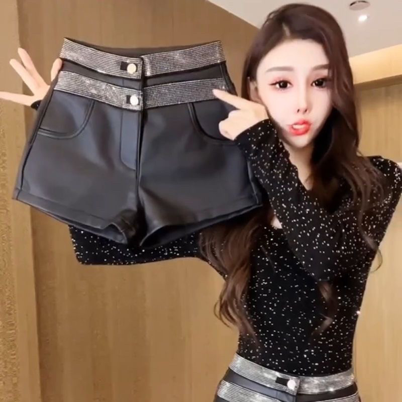 网红同款涂层2024秋冬新款修身休闲弹力百搭紧身PU短裤外穿皮女裤
