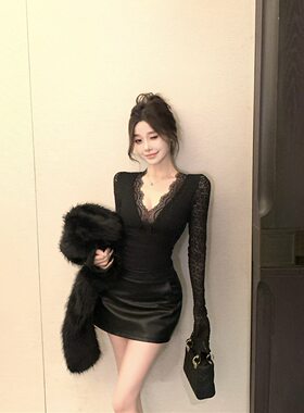 纯欲风蕾丝拼接长袖T恤女秋季新款修身显瘦内搭打底衫上衣俩件套