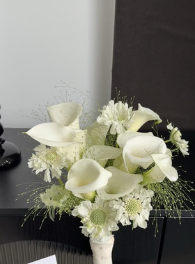 进口彩色马蹄莲海芋鲜花真花领证订婚婚礼手捧花云南昆明基地直发