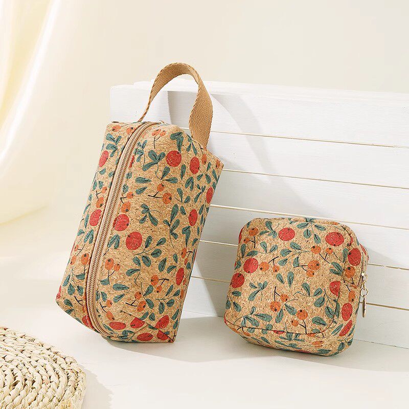 韩单两件套大容量化妆包卫生棉包随身手拎包软木环保系列