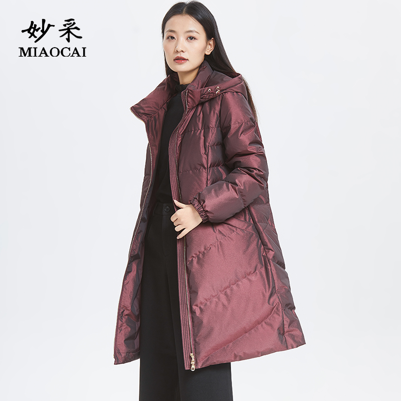 妙采气质砖红色白鸭绒羽绒服