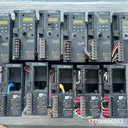 S310-2P5-H1DC 东变频器，0.4KW 220V