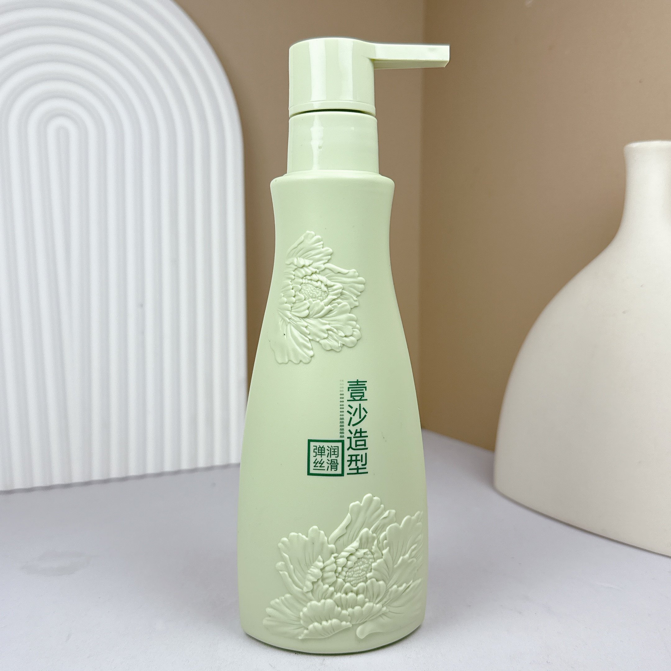 氨基酸丝滑水光液弹润丝滑弹力素