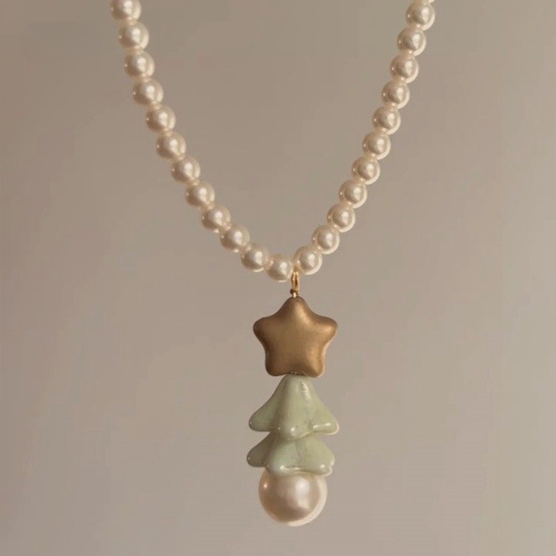 进口绿色圣诞树星星珍珠项链在逃公主设计感颈链秋冬小香风独特锁