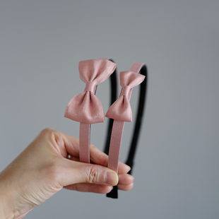 三只 简约蝴蝶结儿童带齿头箍小学生防滑不易断有齿碎发箍压发 包邮